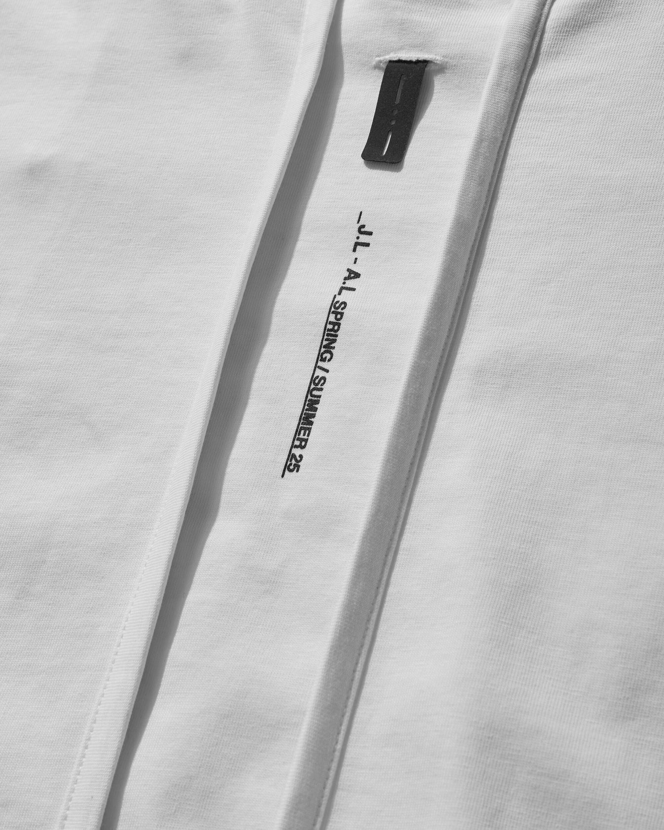 _J.L - A.L_ Dalma Short Sleeve White - Image 4