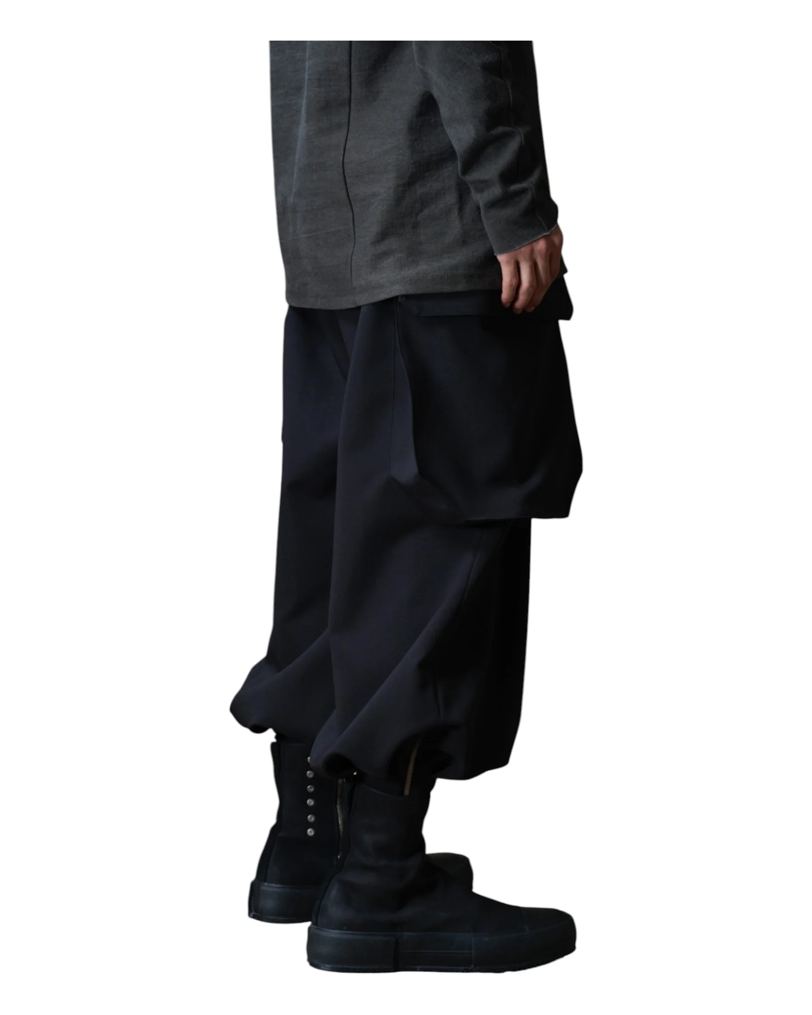 Devoa Cargo Pants Black - Image 5