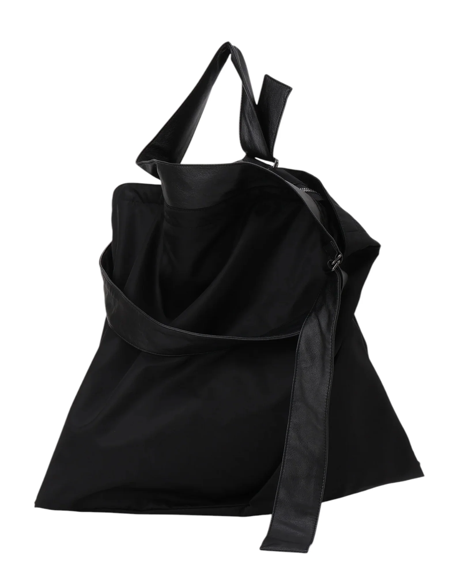 Discord by Yohji Yamamoto Drape Belt Tote Bag Black - Image 5