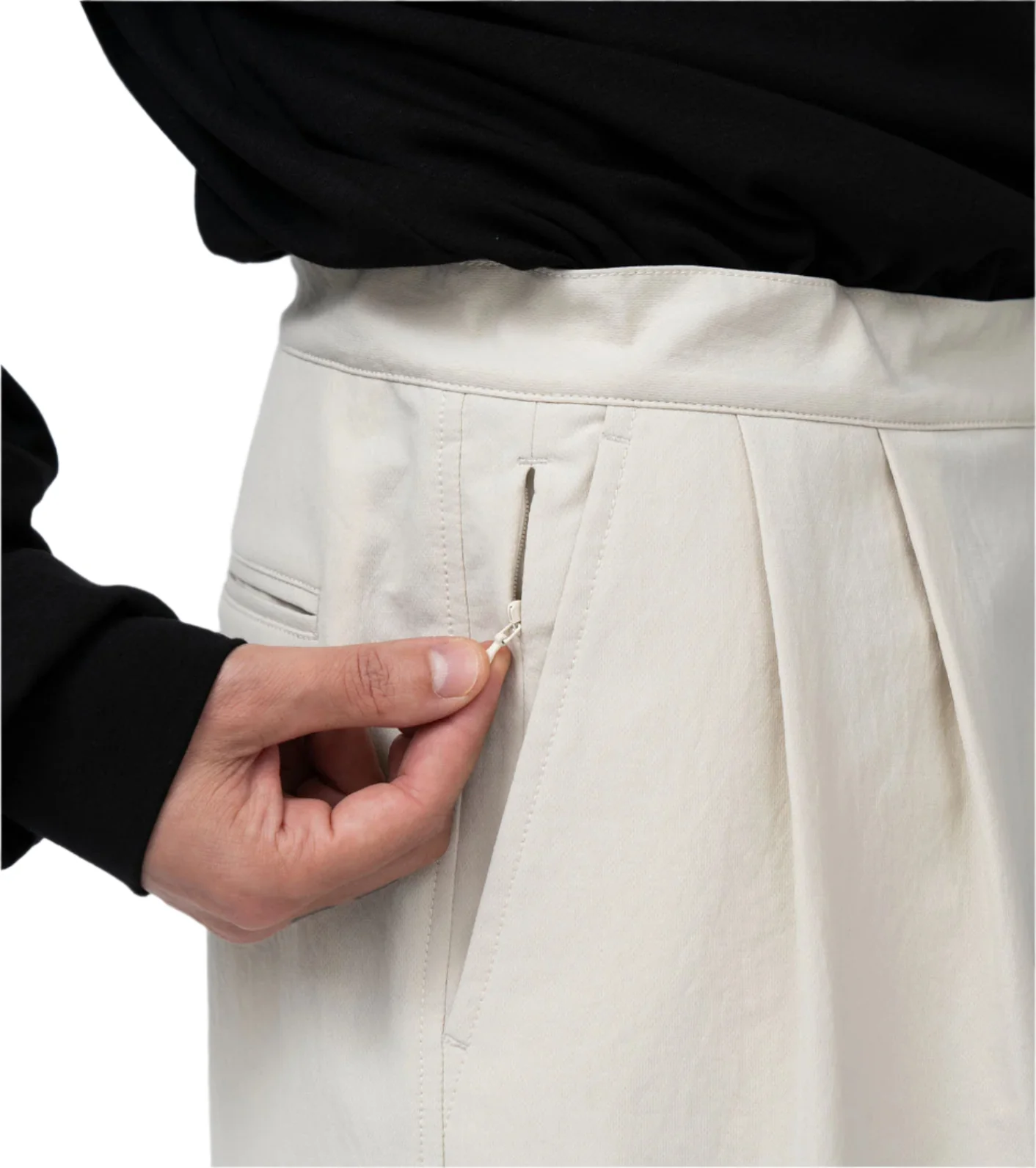 Nanamica Alphadry Double Pleated Shorts Dry Sand - Image 3