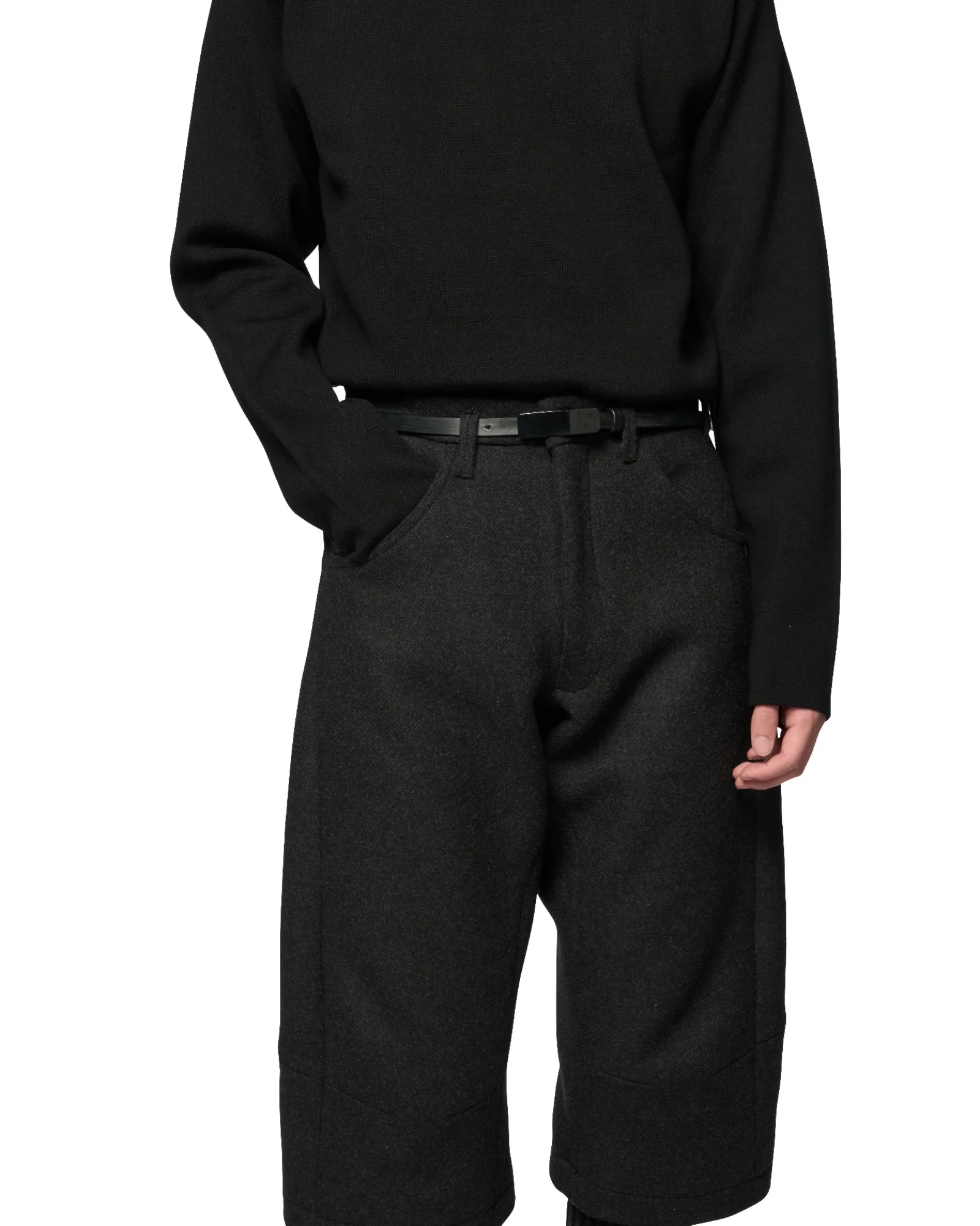 Omar Afridi Knee Darted Flare Shorts Black - Image 3