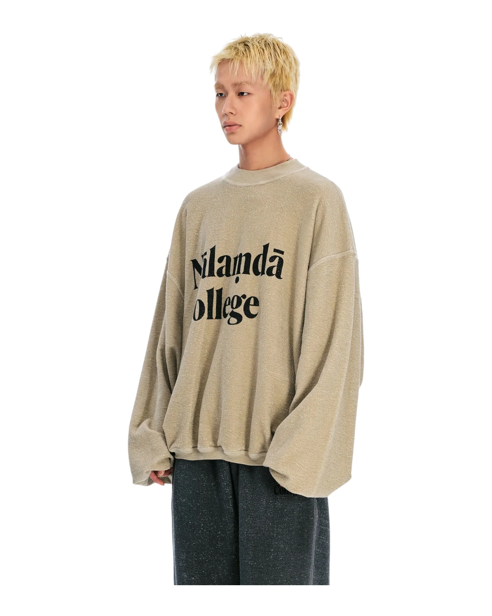 Sankuanz “Nalamda” Print Reversible Crewneck Sweatshirt Beige - Image 4