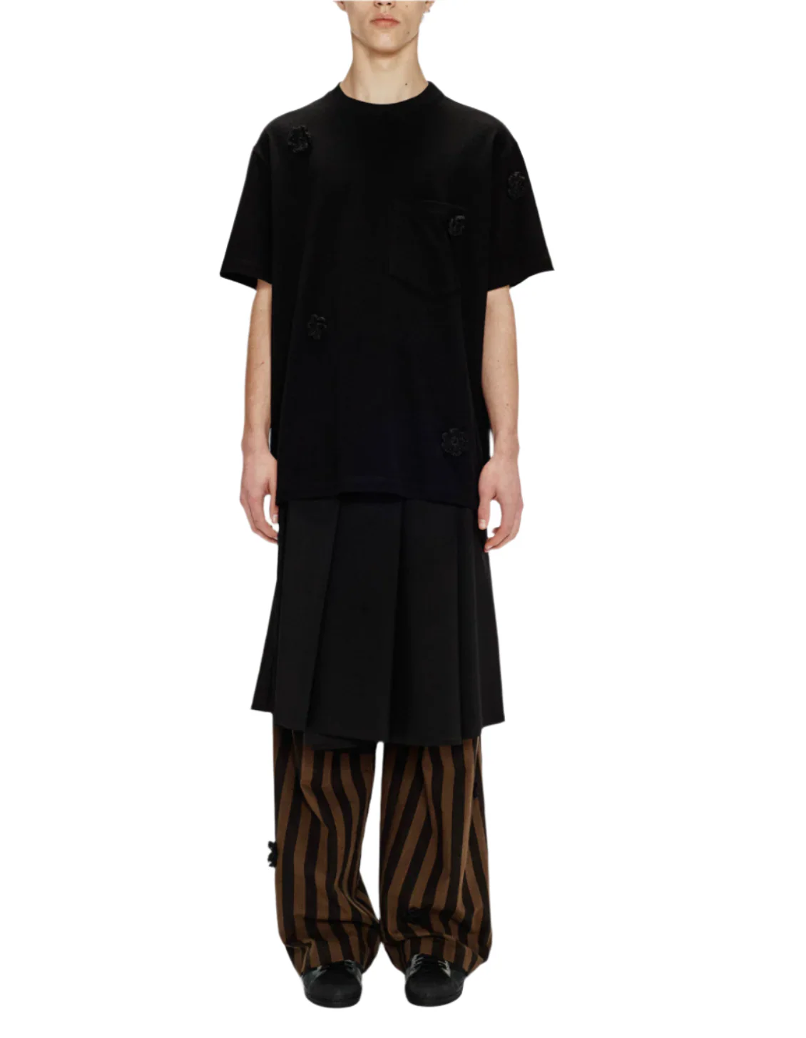 Song for the Mute Daisy Standard Tee Black - Image 4
